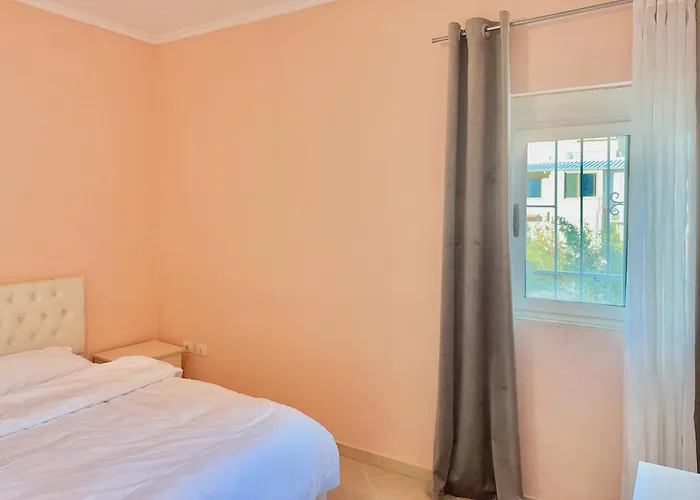 Apartamento The Bllok Spot Tirana