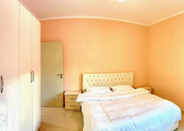 The Bllok Spot * تيرانا